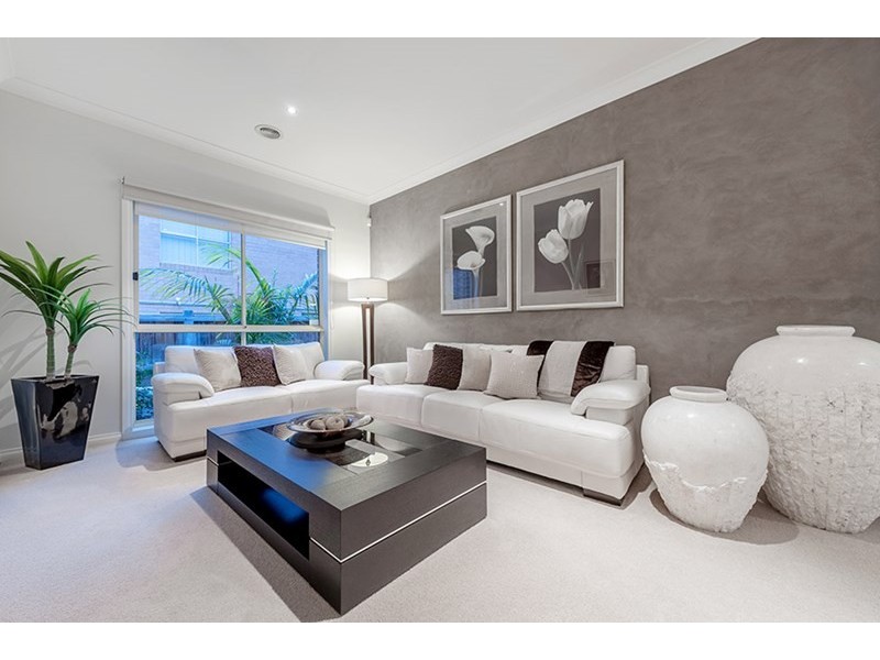 8 Northstead Way, Craigieburn VIC 3064