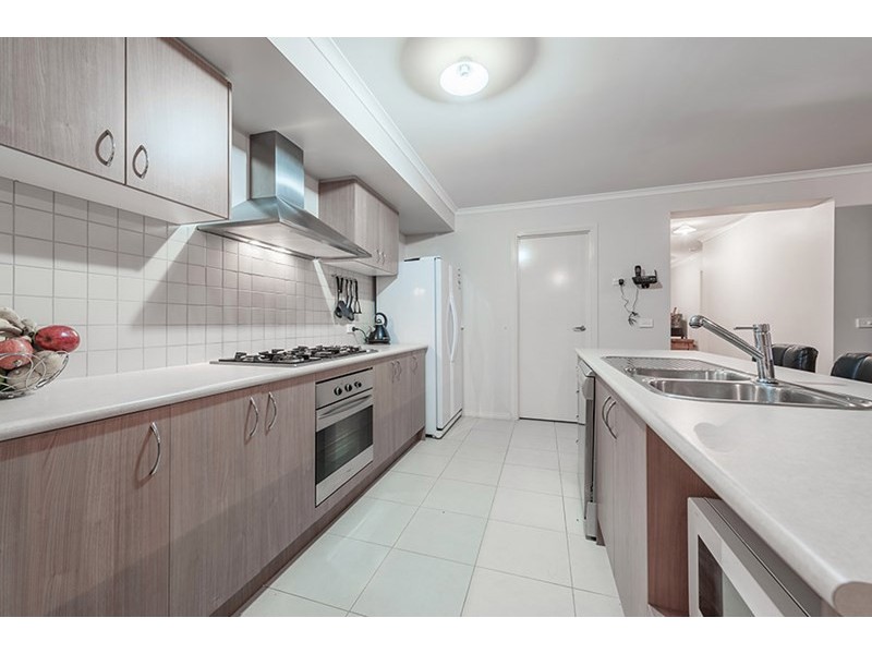 3 Korab Place, Roxburgh Park VIC 3064