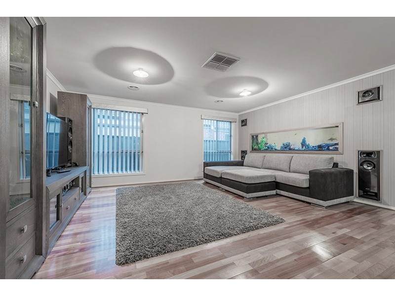 3 Korab Place, Roxburgh Park VIC 3064