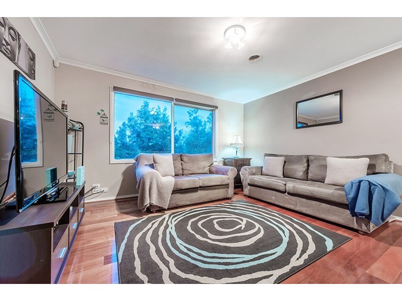 4 Porter Avenue, Roxburgh Park VIC 3064