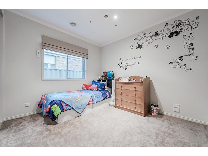 11 Long Island Circuit, Craigieburn VIC 3064