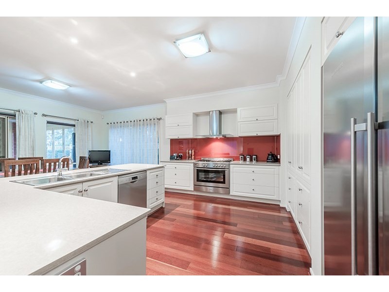 26 Scottsdale Court, Craigieburn VIC 3064