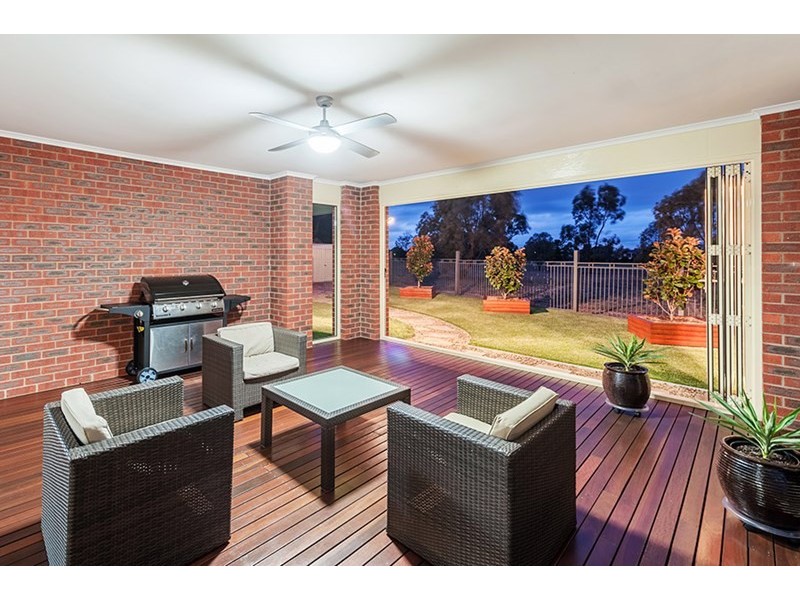 26 Scottsdale Court, Craigieburn VIC 3064