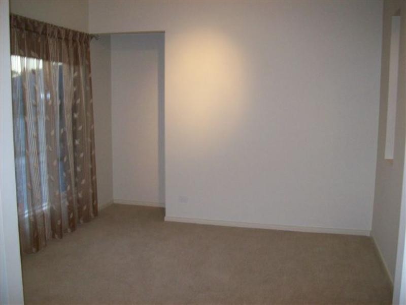 25 Cheltenham Close, Craigieburn VIC 3064