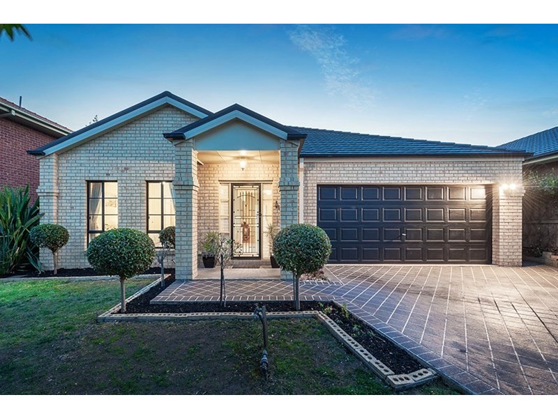 104 Royal Terrace, Craigieburn VIC 3064
