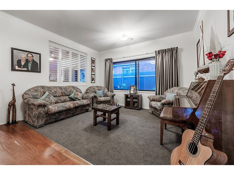 104 Royal Terrace, Craigieburn VIC 3064