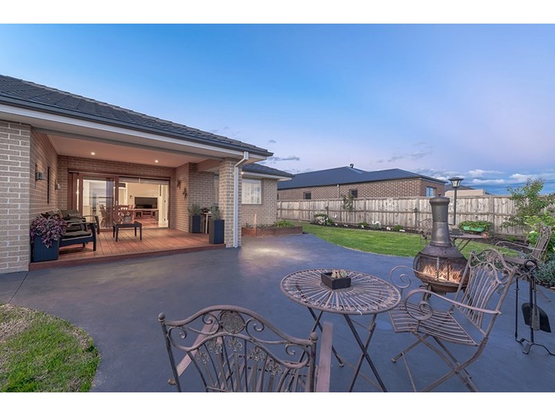41 Palladium Circle, Beveridge VIC 3753