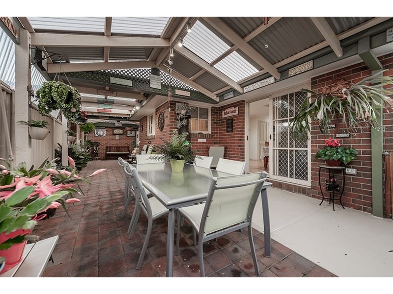 2 Murchison Way, Thomastown VIC 3074