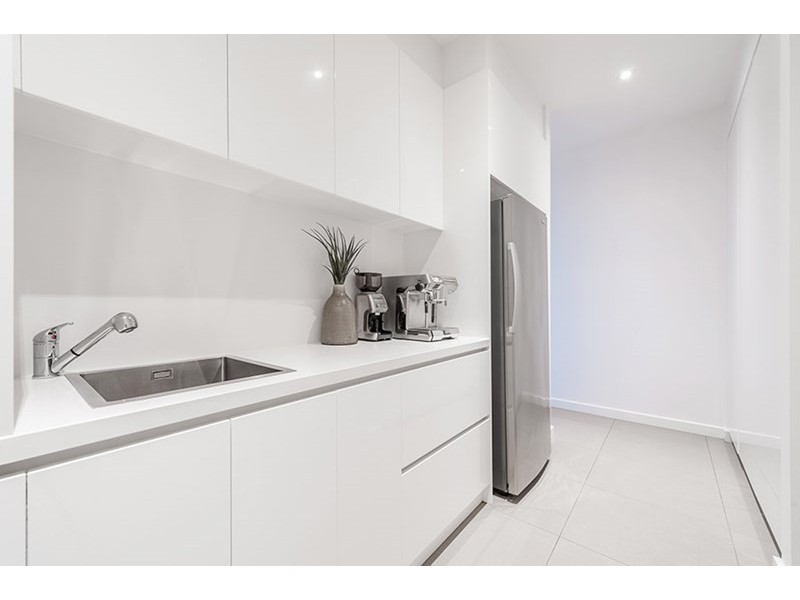 9 Grove Road, Craigieburn VIC 3064