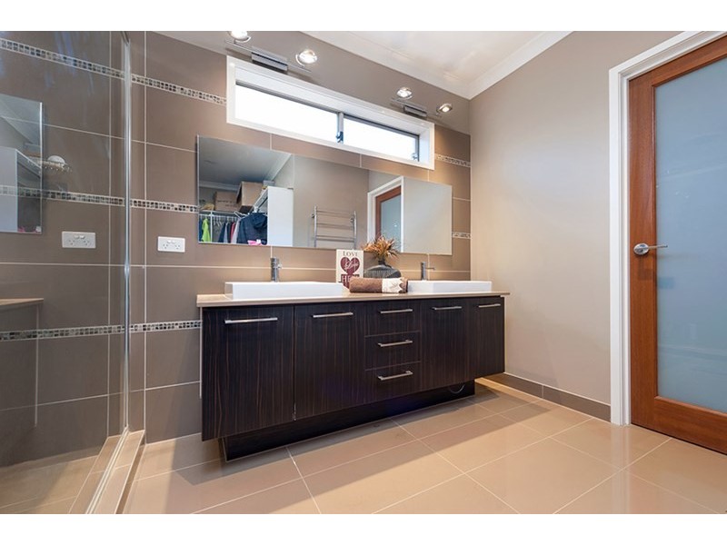 23 Jonesfield Street, Craigieburn VIC 3064