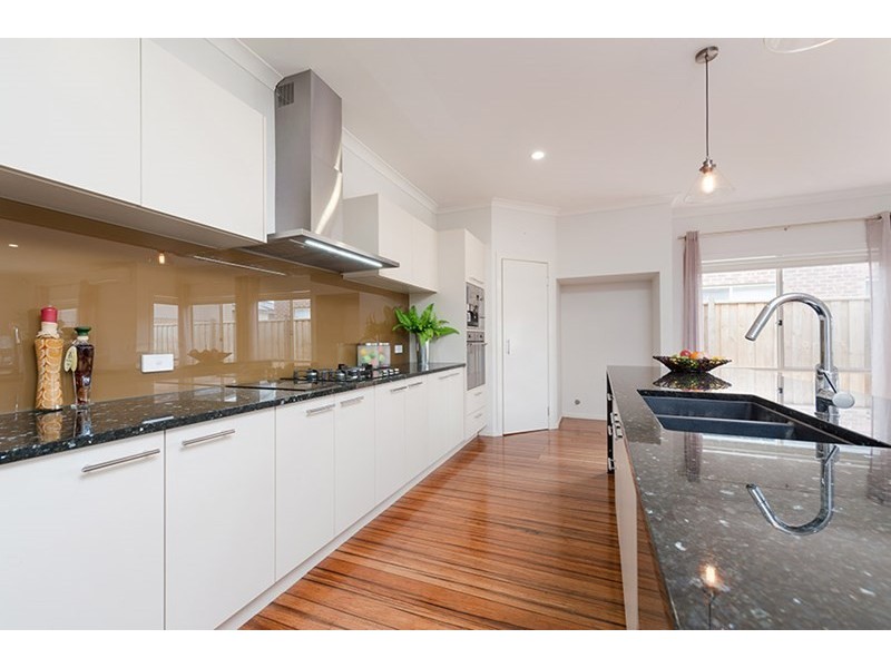 73 Monaco Circuit, Wollert VIC 3750