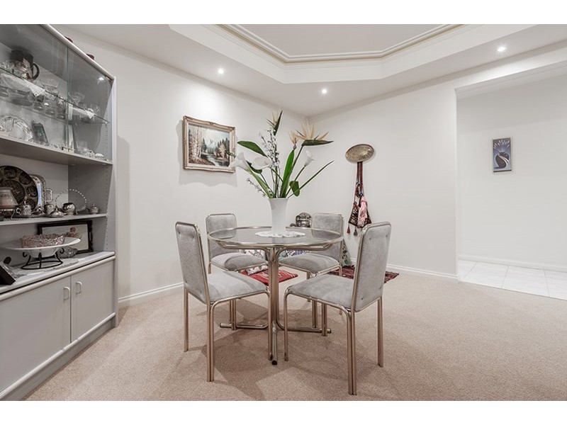 3 Alberton Avenue, Roxburgh Park VIC 3064