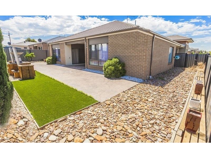1 Canopy Way, Craigieburn VIC 3064