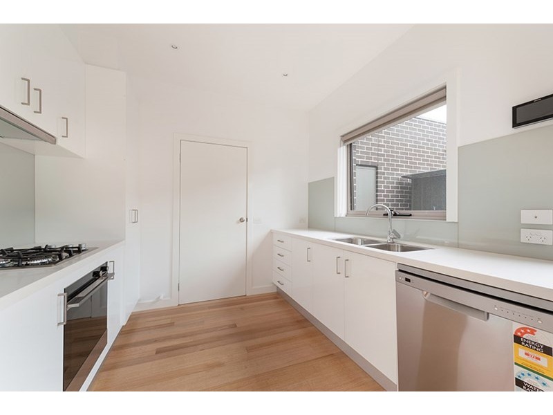 2/44 Canning Street, Avondale Heights VIC 3034
