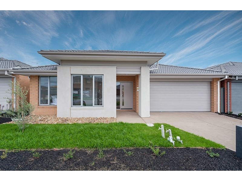 42 Scoria Circuit, Craigieburn VIC 3064