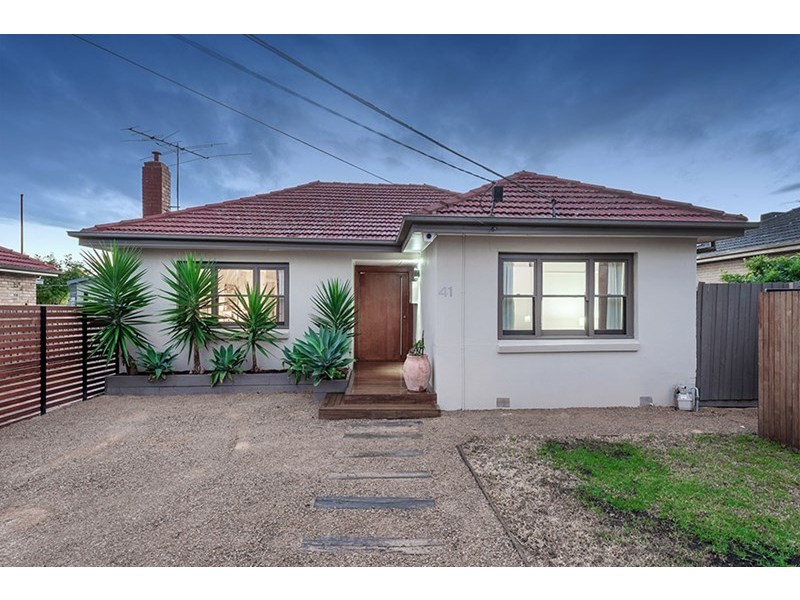 41 Isla Avenue, Glenroy VIC 3046