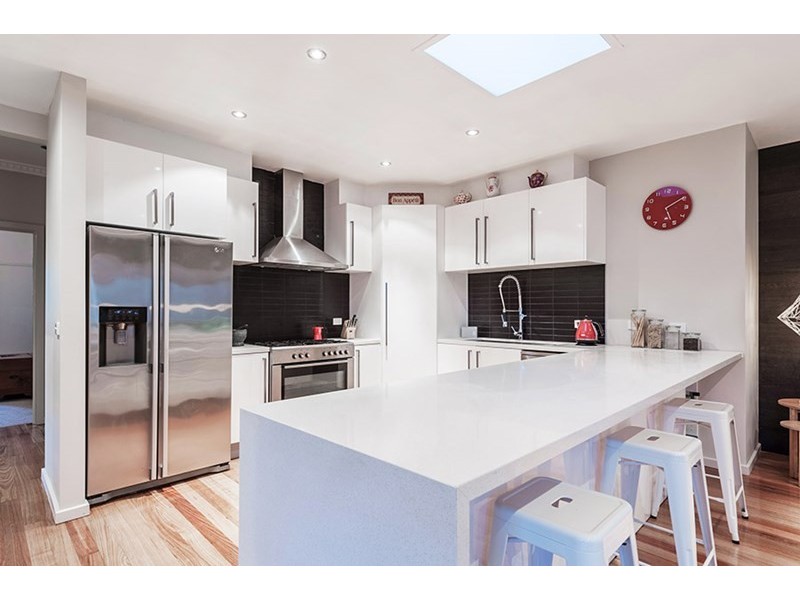 41 Isla Avenue, Glenroy VIC 3046