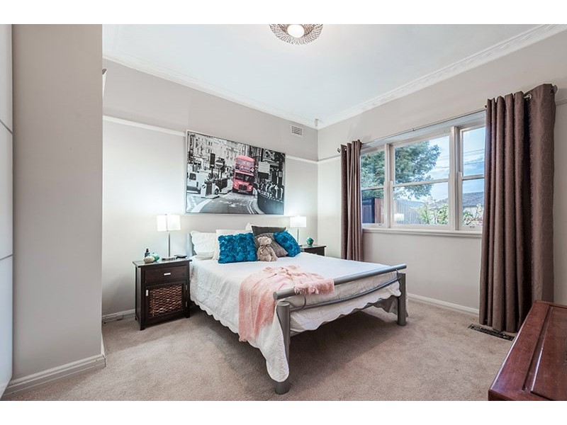 41 Isla Avenue, Glenroy VIC 3046