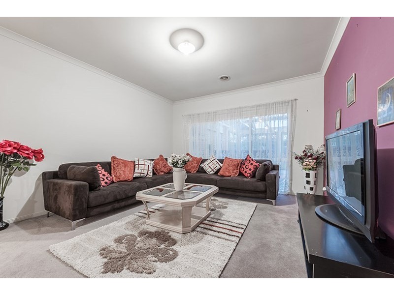 14 Elmwood Place, Craigieburn VIC 3064
