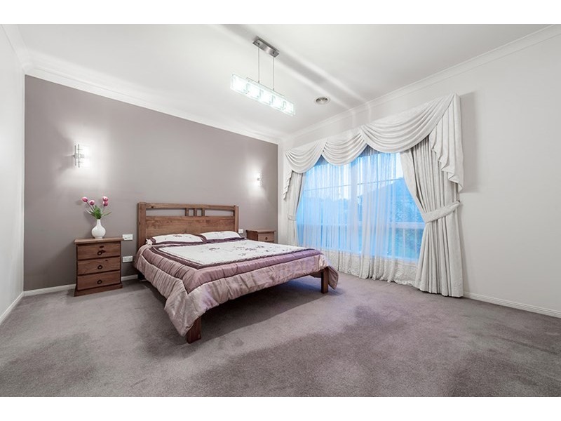 14 Elmwood Place, Craigieburn VIC 3064