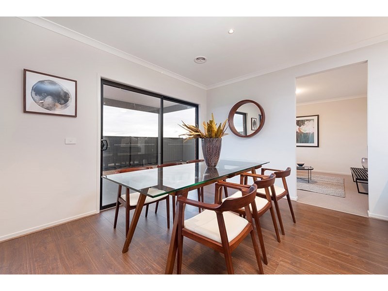 40 Scoria Circuit, Craigieburn VIC 3064