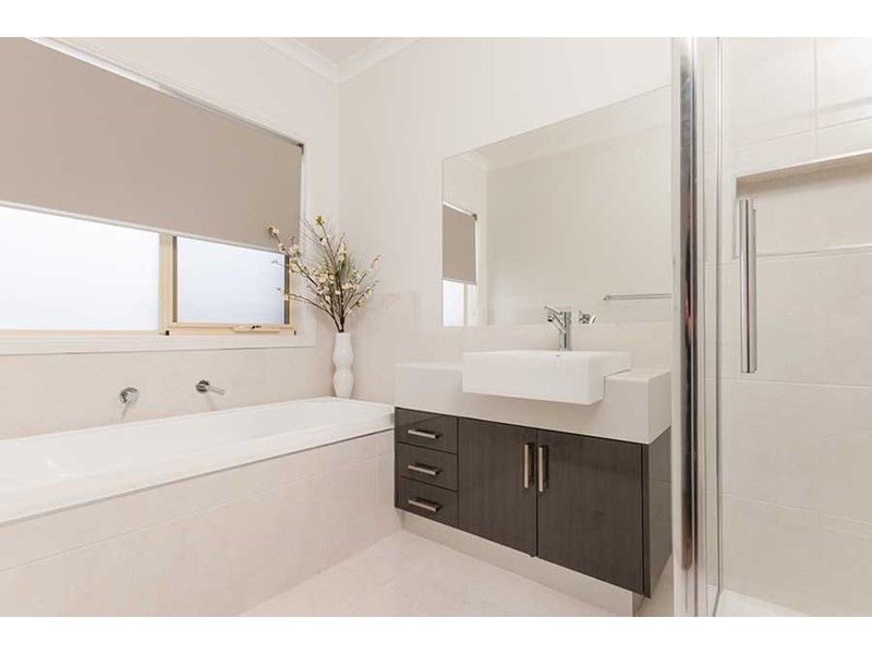 25 Acland Street, Craigieburn VIC 3064