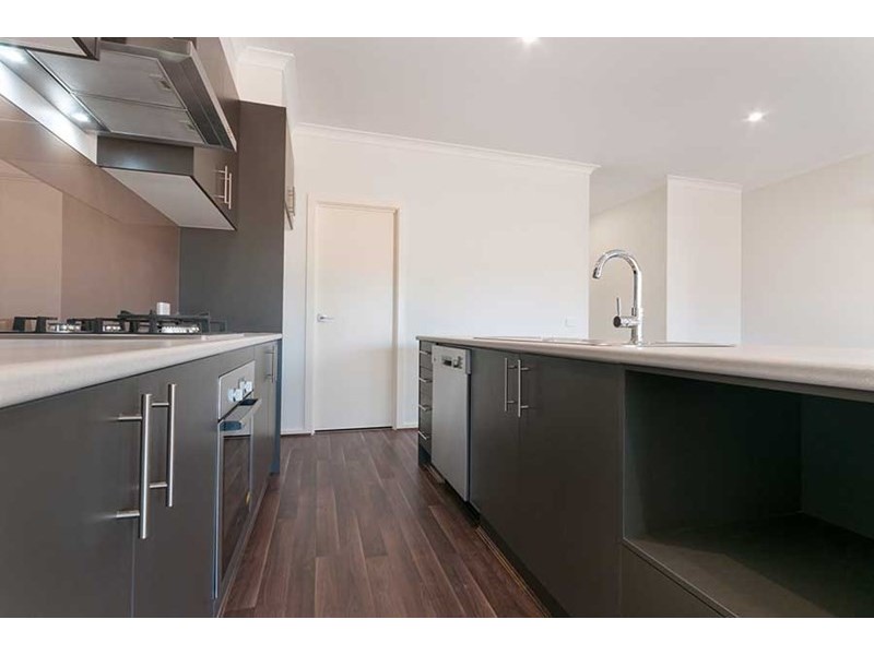 6/38 Mallard Circuit, Craigieburn VIC 3064