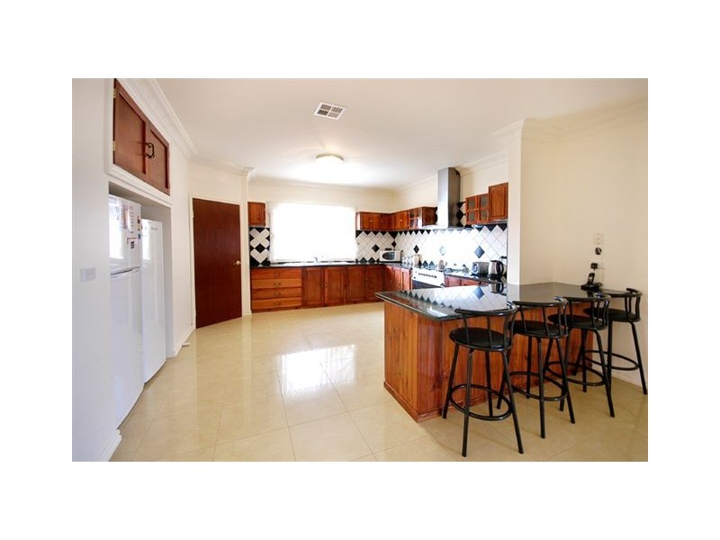 6 Valhalla Place, Craigieburn VIC 3064