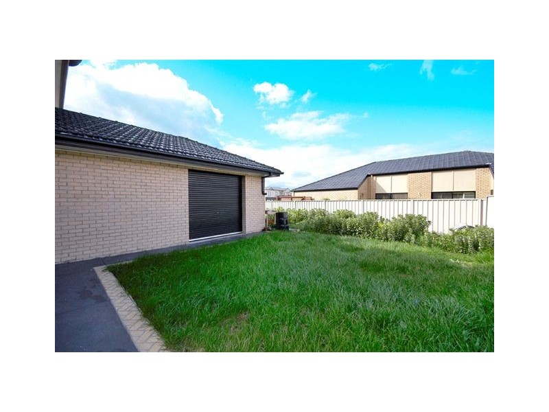 6 Valhalla Place, Craigieburn VIC 3064