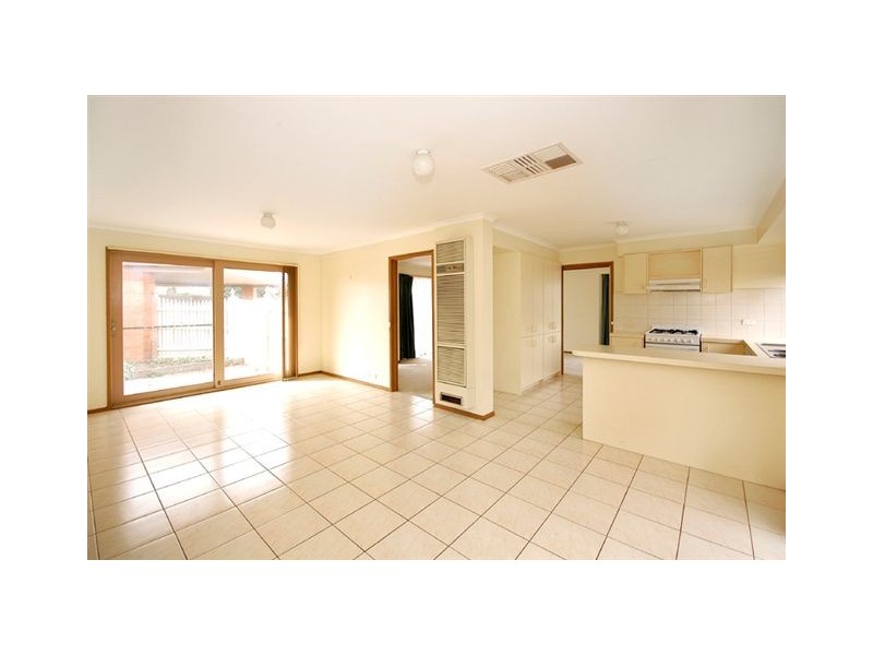 15 Silverton Court, Craigieburn VIC 3064