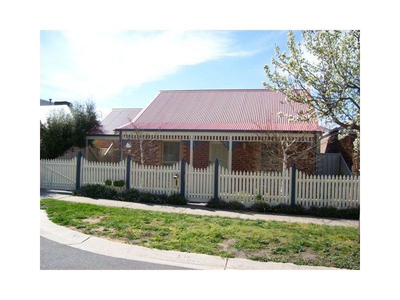 6 Larkwood Lane, Craigieburn VIC 3064