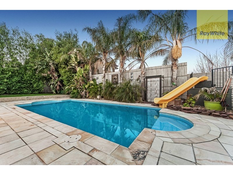 11 Skyline Rise, Craigieburn VIC 3064