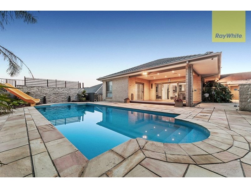 11 Skyline Rise, Craigieburn VIC 3064