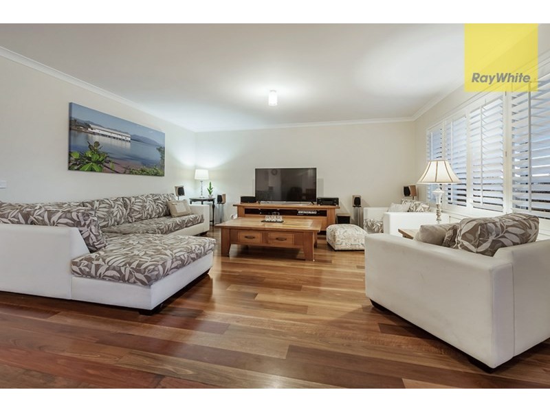 27 Tusmore Rise, Roxburgh Park VIC 3064