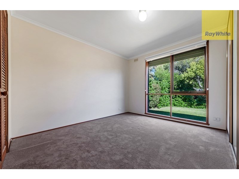 29 Mitford Crescent, Craigieburn VIC 3064