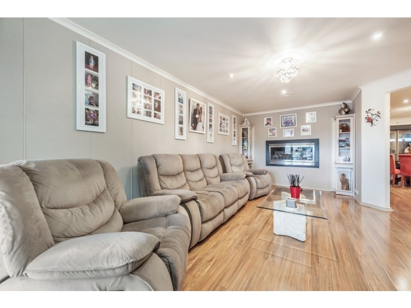 11 Abbott Court, Craigieburn VIC 3064