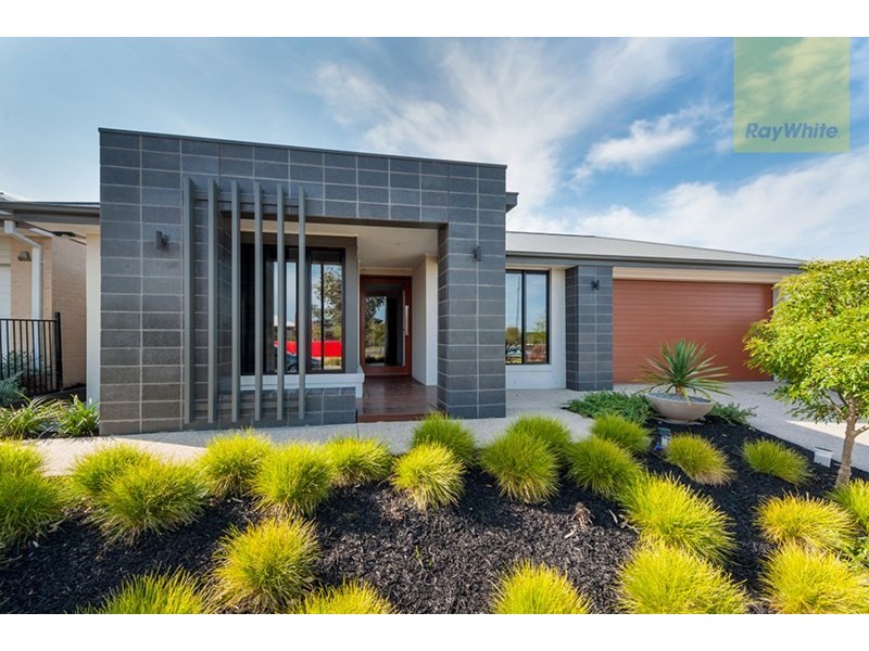 40 Flourish Circuit, Greenvale VIC 3059