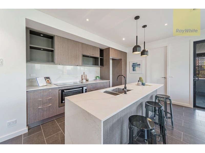 40 Flourish Circuit, Greenvale VIC 3059