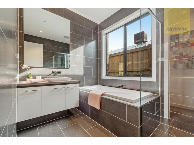 40 Flourish Circuit, Greenvale VIC 3059