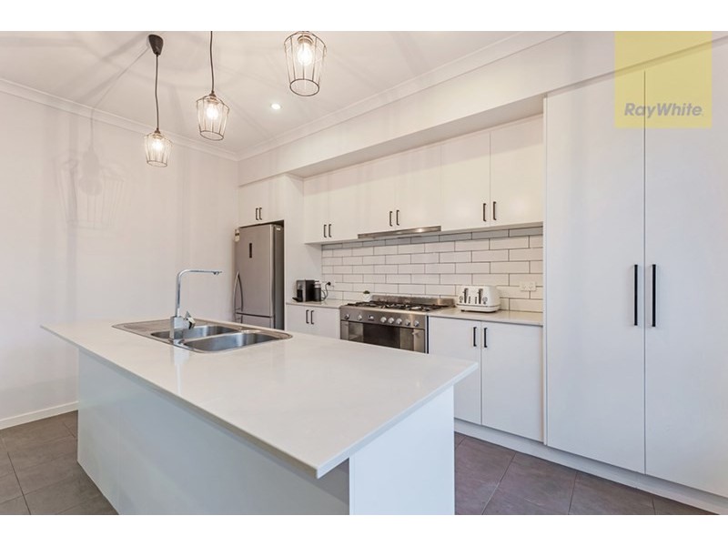 41 Grattan Cove, Craigieburn VIC 3064
