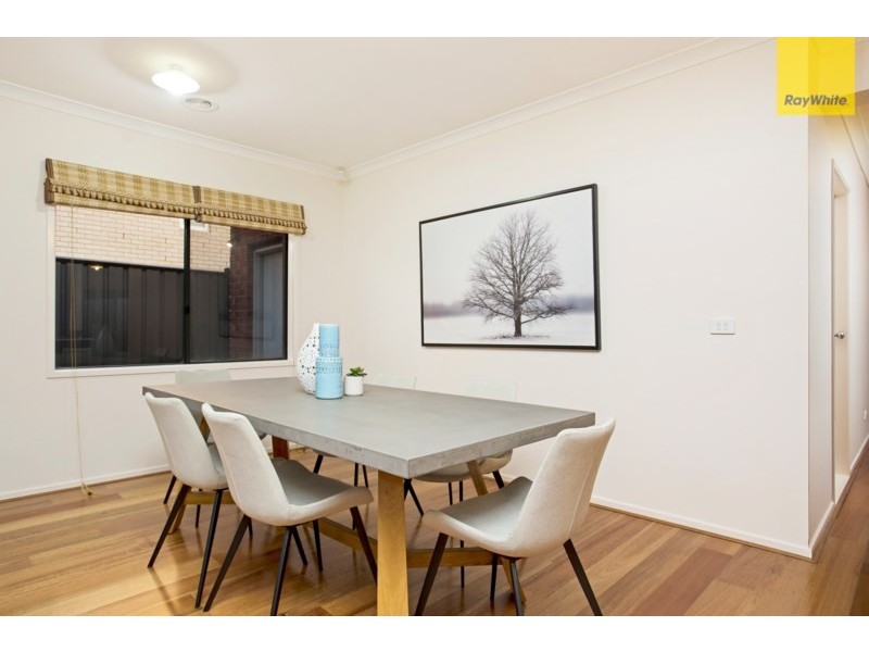 6 Scotney Road, Craigieburn VIC 3064