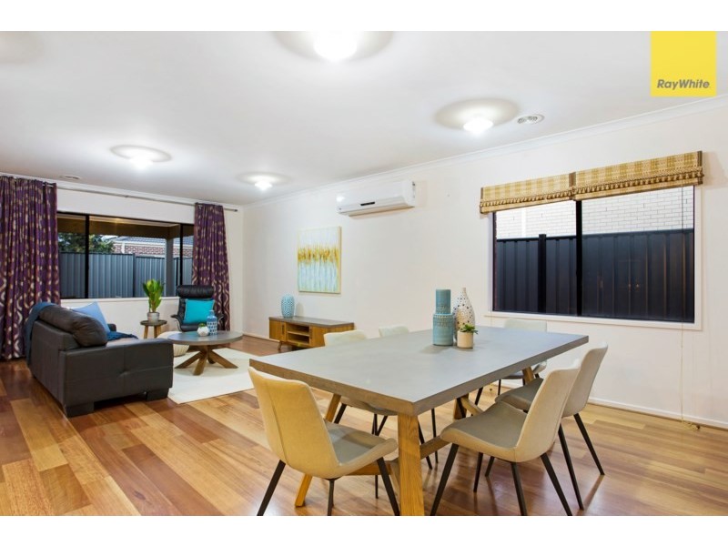 6 Scotney Road, Craigieburn VIC 3064