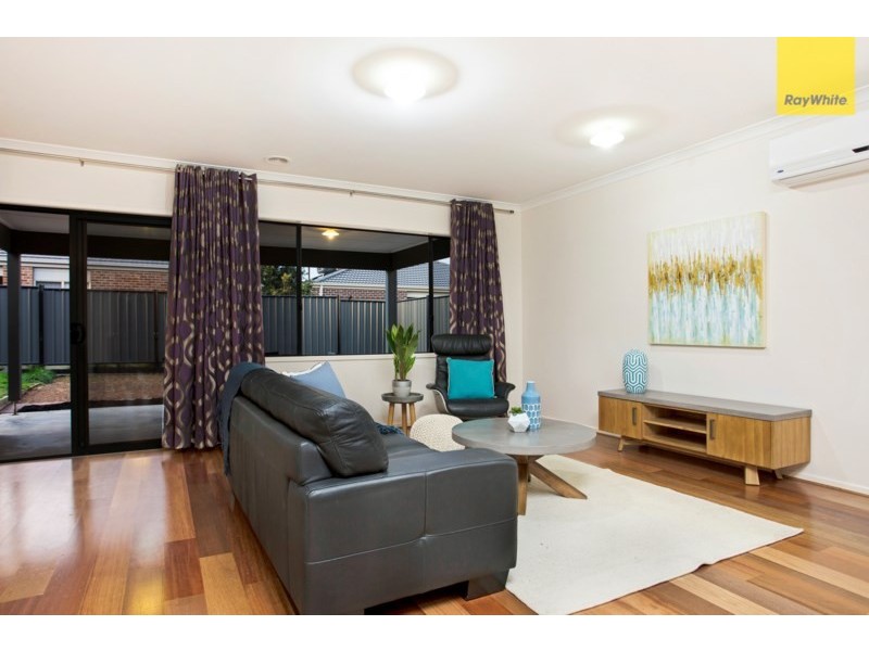 6 Scotney Road, Craigieburn VIC 3064