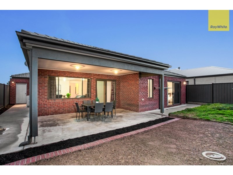 6 Scotney Road, Craigieburn VIC 3064