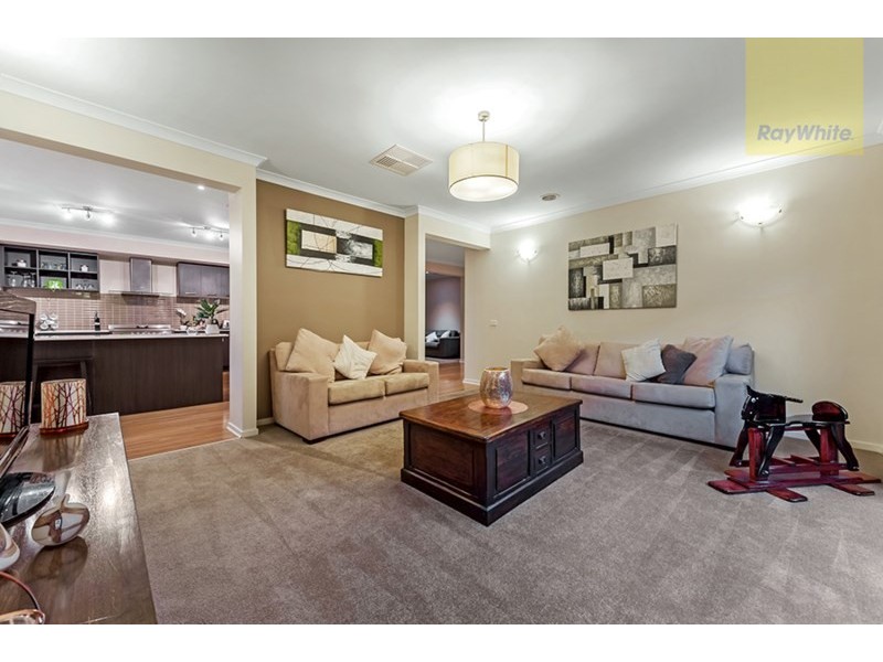 10 Wisteria Avenue, Craigieburn VIC 3064