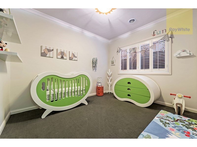 37 Viewside Crescent, Craigieburn VIC 3064