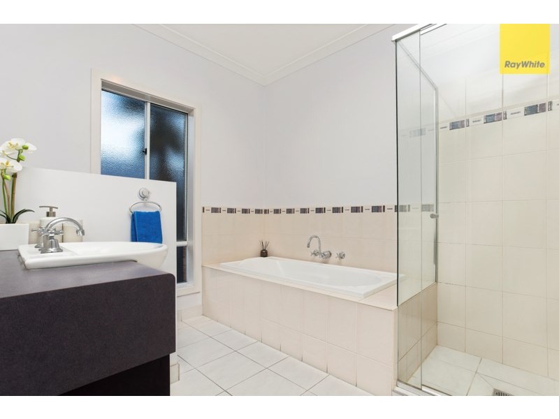 20 Marchmont Rise, Craigieburn VIC 3064