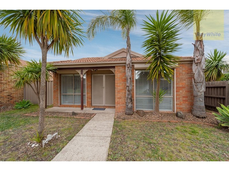 9 Marsden Walk, Roxburgh Park VIC 3064