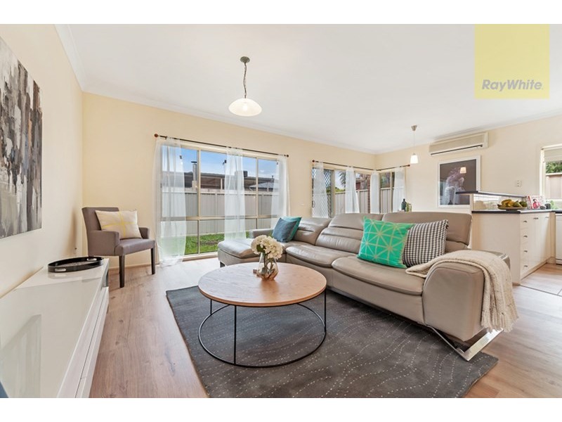 27 Willmott Drive, Craigieburn VIC 3064