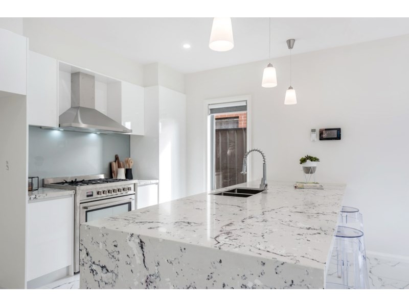 106 Champion Parade, Craigieburn VIC 3064